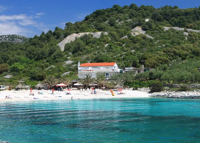 Pensjonat Double Hvar 8785a 3*